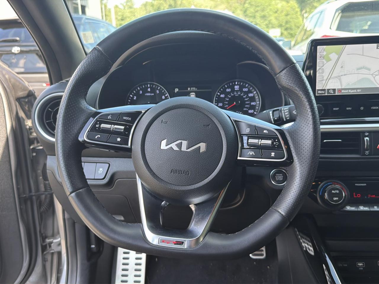 Kia Forte GT-Line IVT 2024