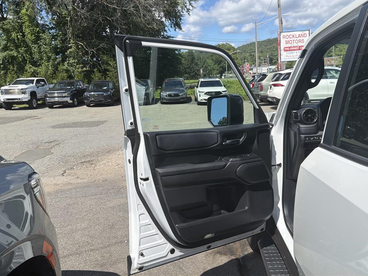 Toyota Land Cruiser 1958 4WD (Natl) 2025