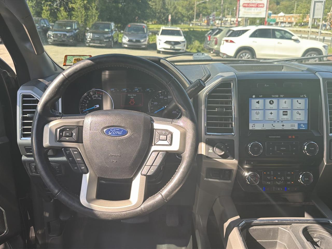 Ford Super Duty F-250 SRW King Ranch 4WD Crew Cab 8' Box 2017
