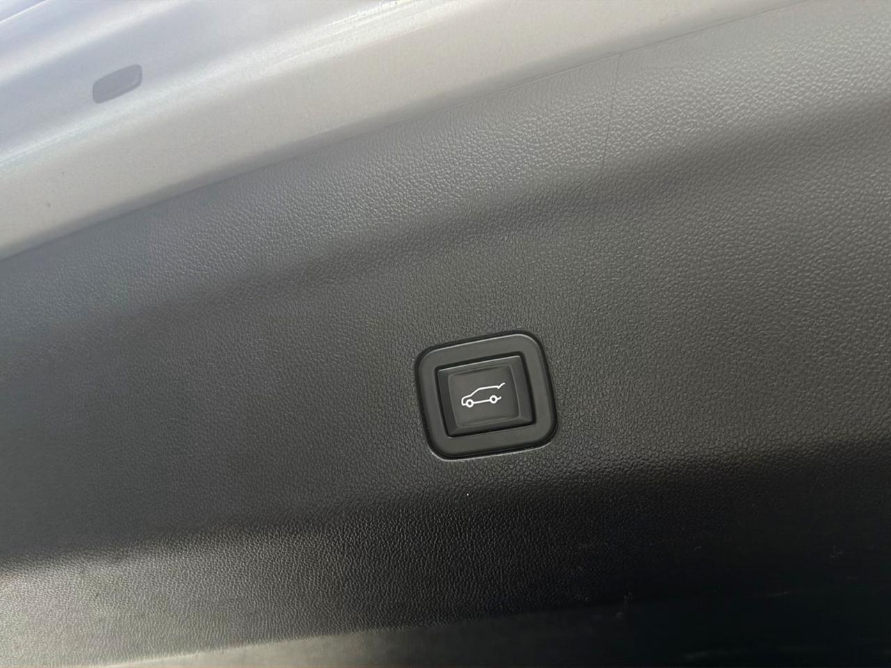 GMC Yukon XL 4WD 4dr AT4 2023