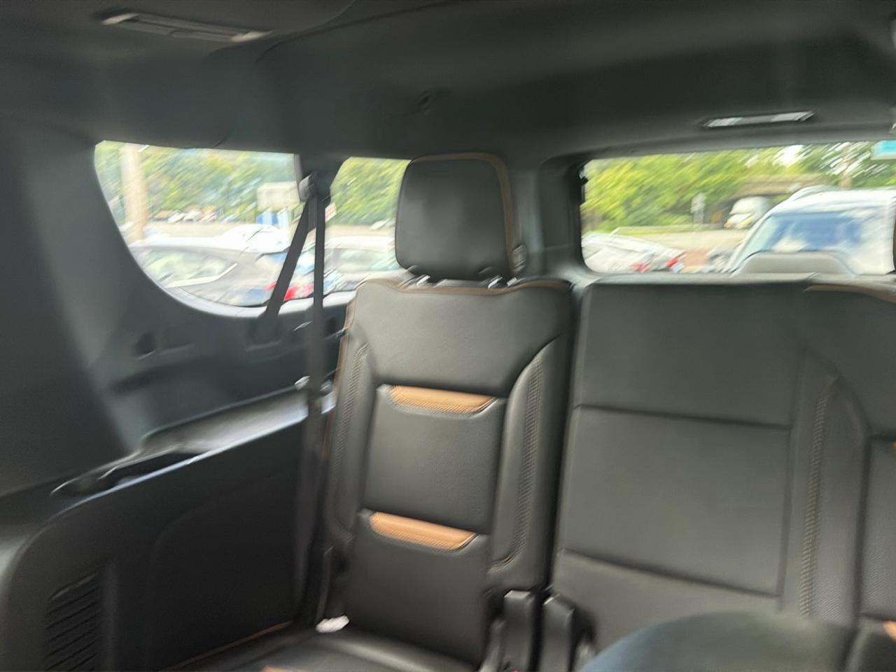 GMC Yukon XL 4WD 4dr AT4 2023