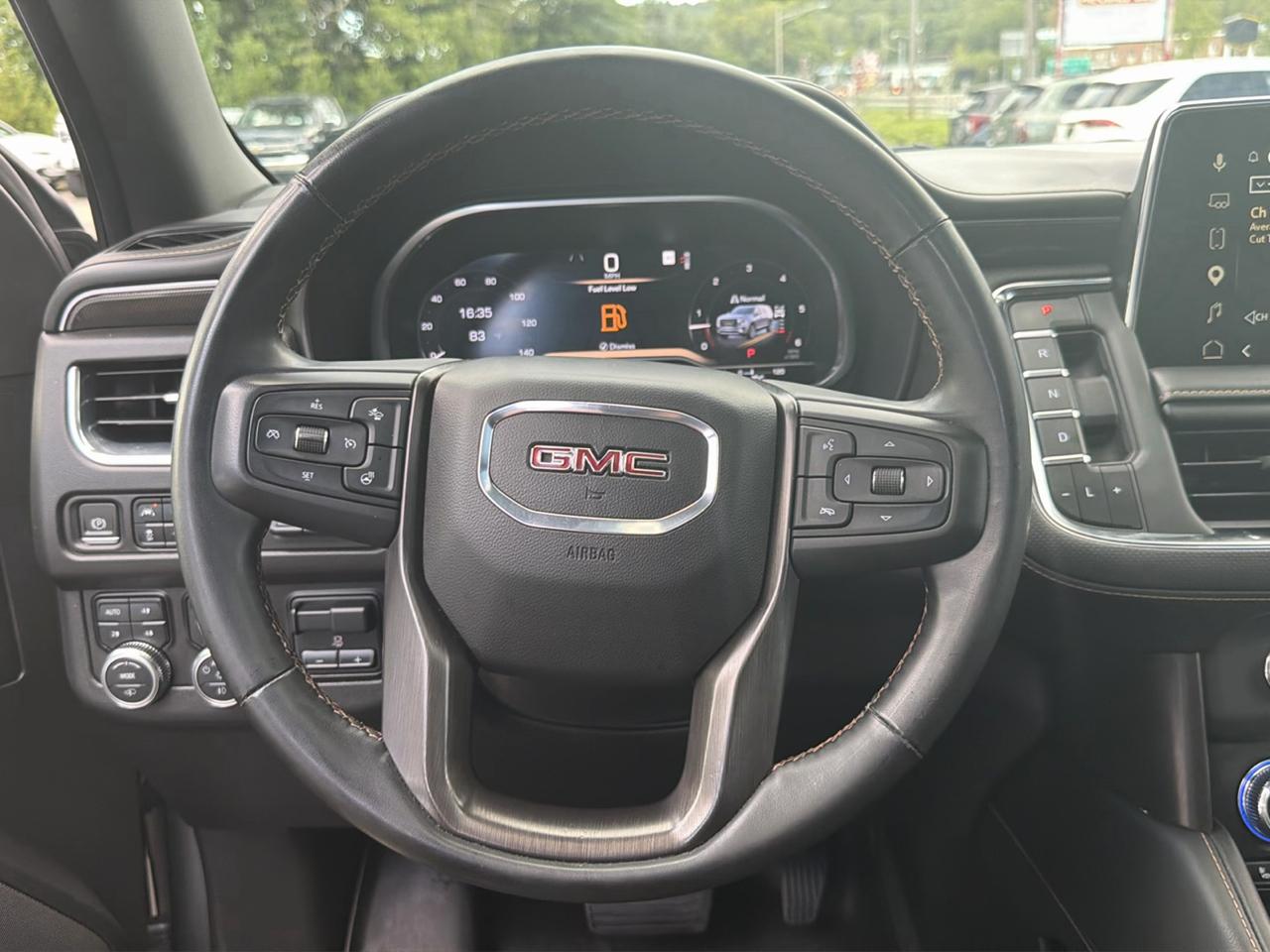 GMC Yukon XL 4WD 4dr AT4 2023
