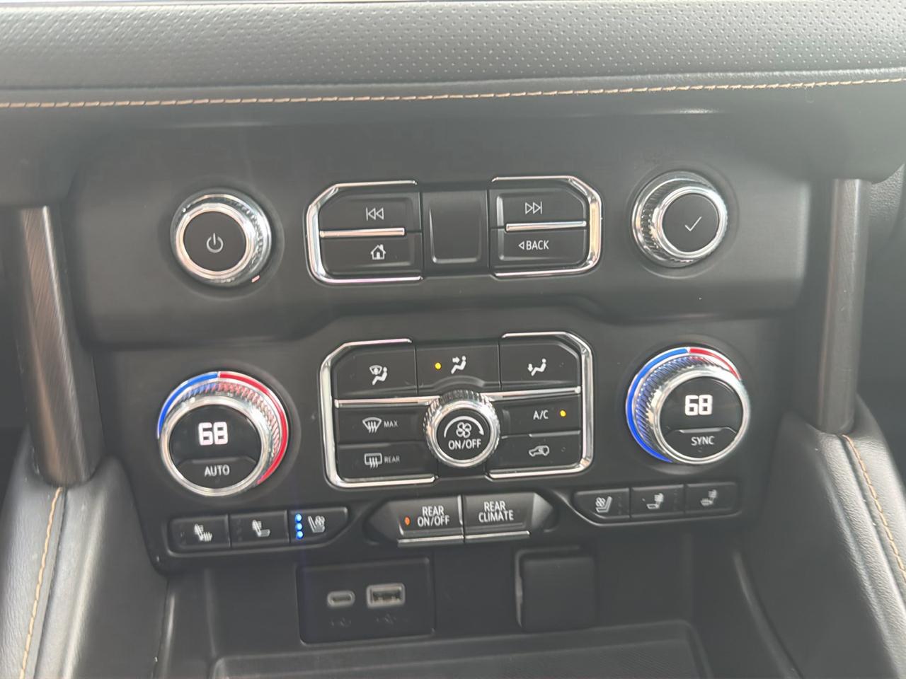 GMC Yukon XL 4WD 4dr AT4 2023