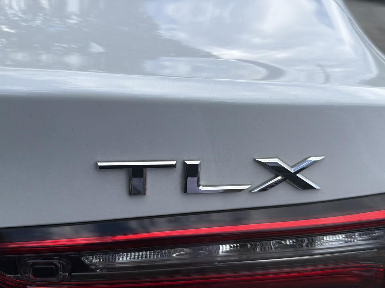 Acura TLX FWD w/Technology Package 2023