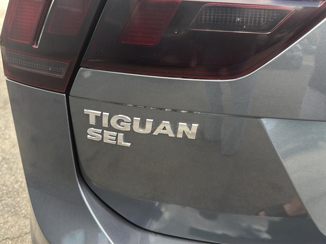 Volkswagen Tiguan 2.0T SEL Premium 4MOTION 2018