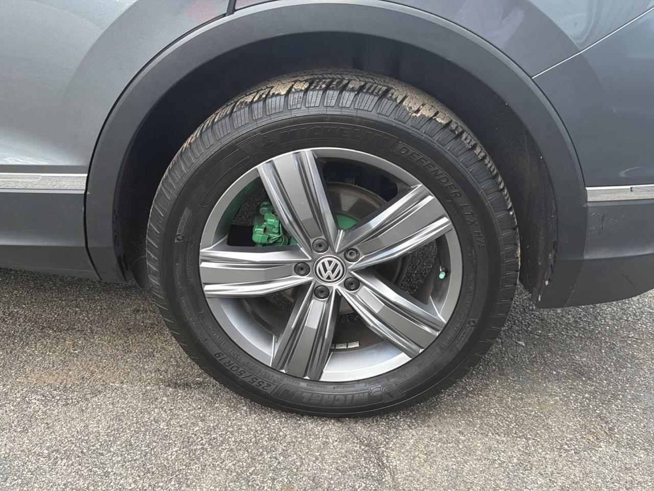 Volkswagen Tiguan 2.0T SEL Premium 4MOTION 2018