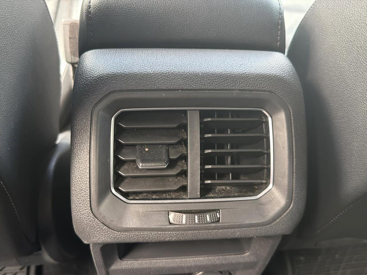 Volkswagen Tiguan 2.0T SEL Premium 4MOTION 2018