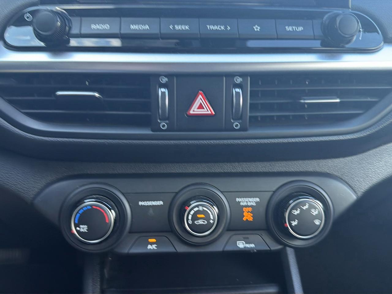 Kia Forte LXS IVT 2023