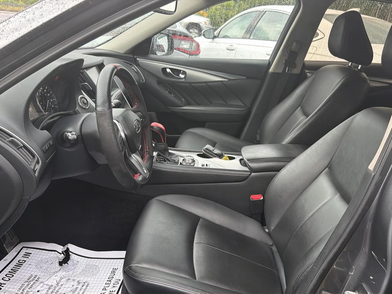 Infiniti Q50 3.0t LUXE AWD 2019