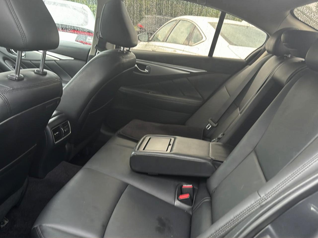 Infiniti Q50 3.0t LUXE AWD 2019