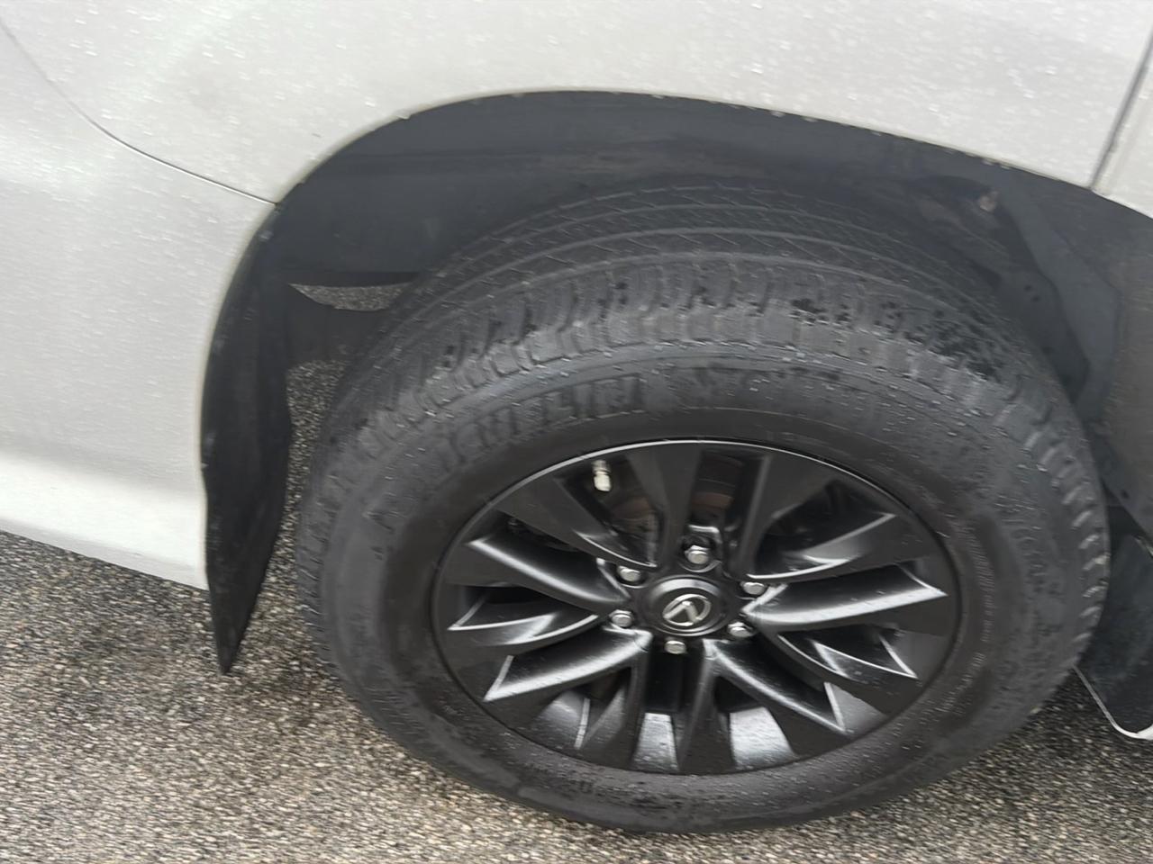 Lexus GX GX 460 Premium 4WD 2023