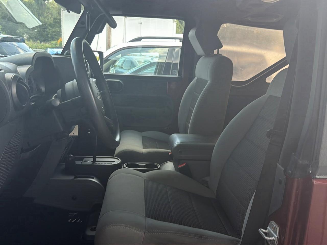 Jeep Wrangler 4WD 2dr Sport 2010