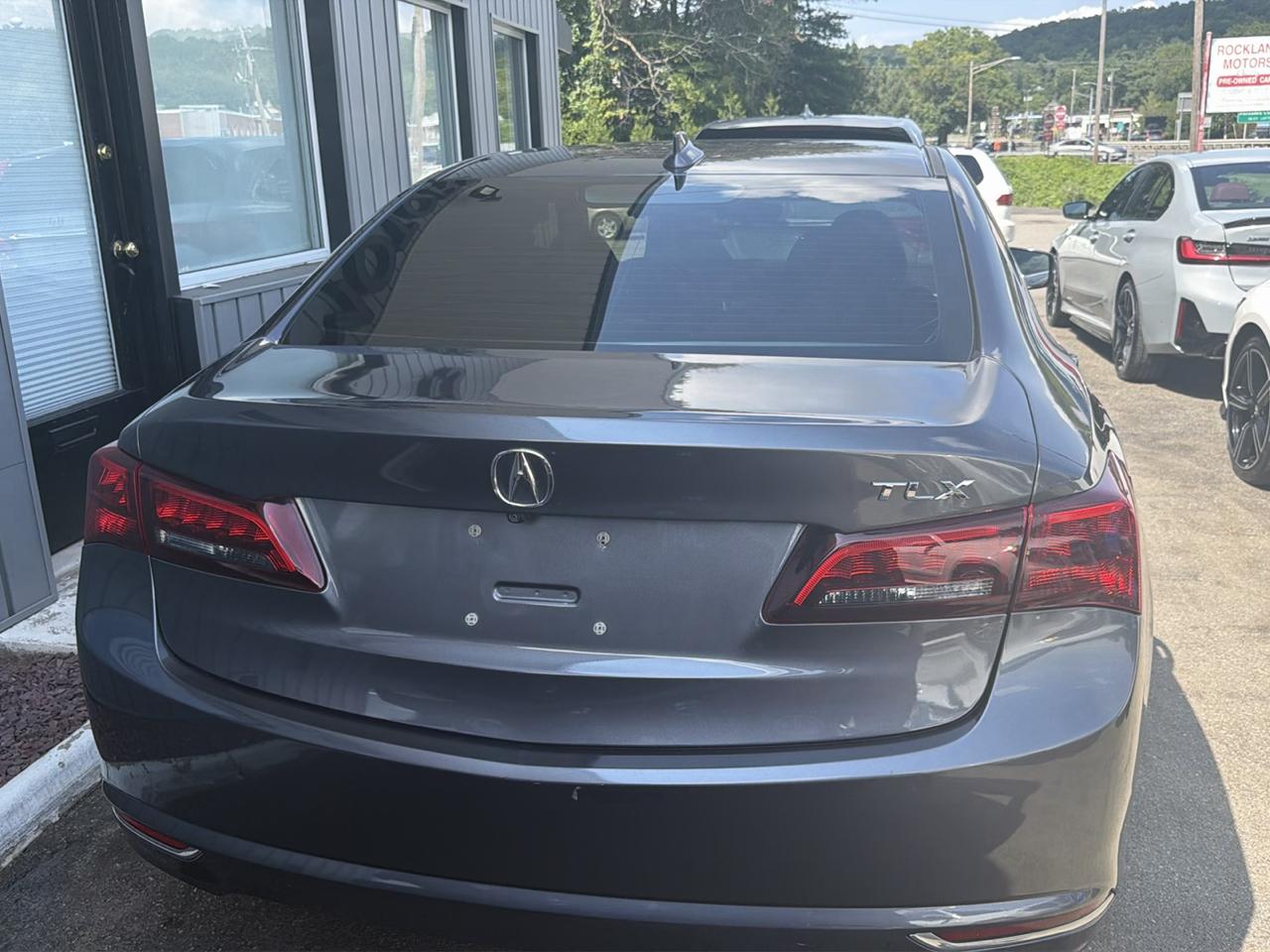 Acura TLX FWD V6 w/Technology Pkg 2017