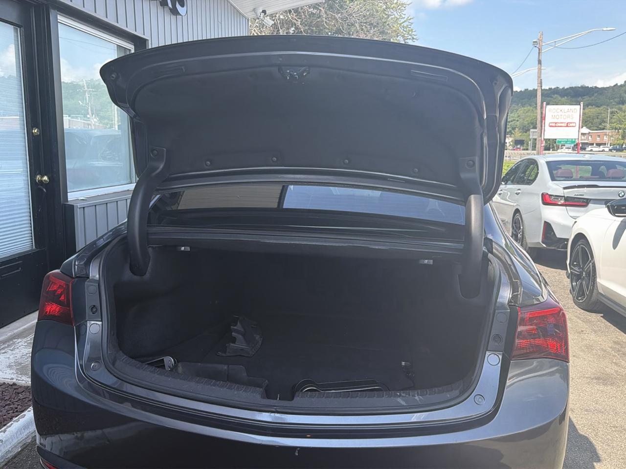 Acura TLX FWD V6 w/Technology Pkg 2017
