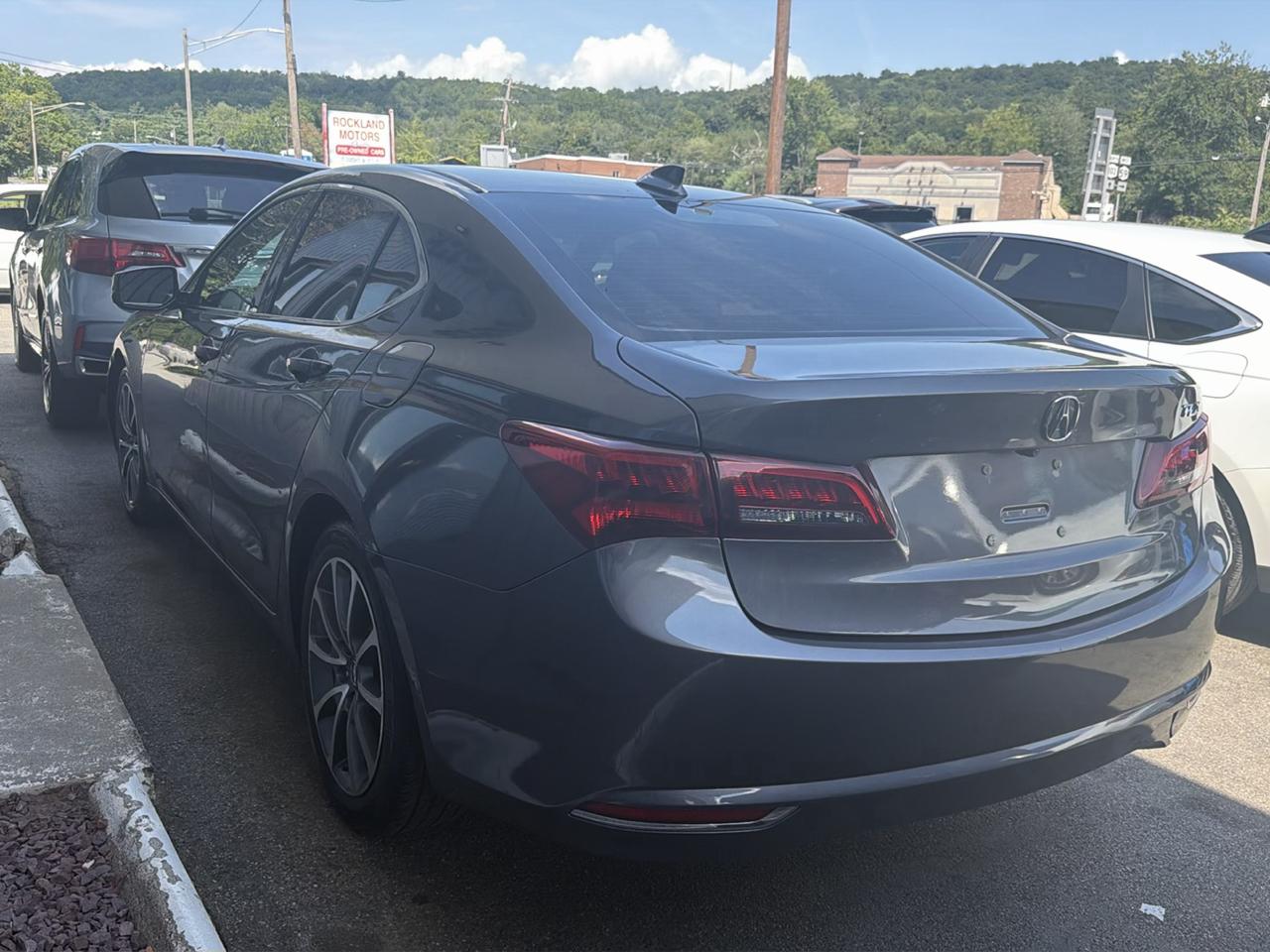 Acura TLX FWD V6 w/Technology Pkg 2017