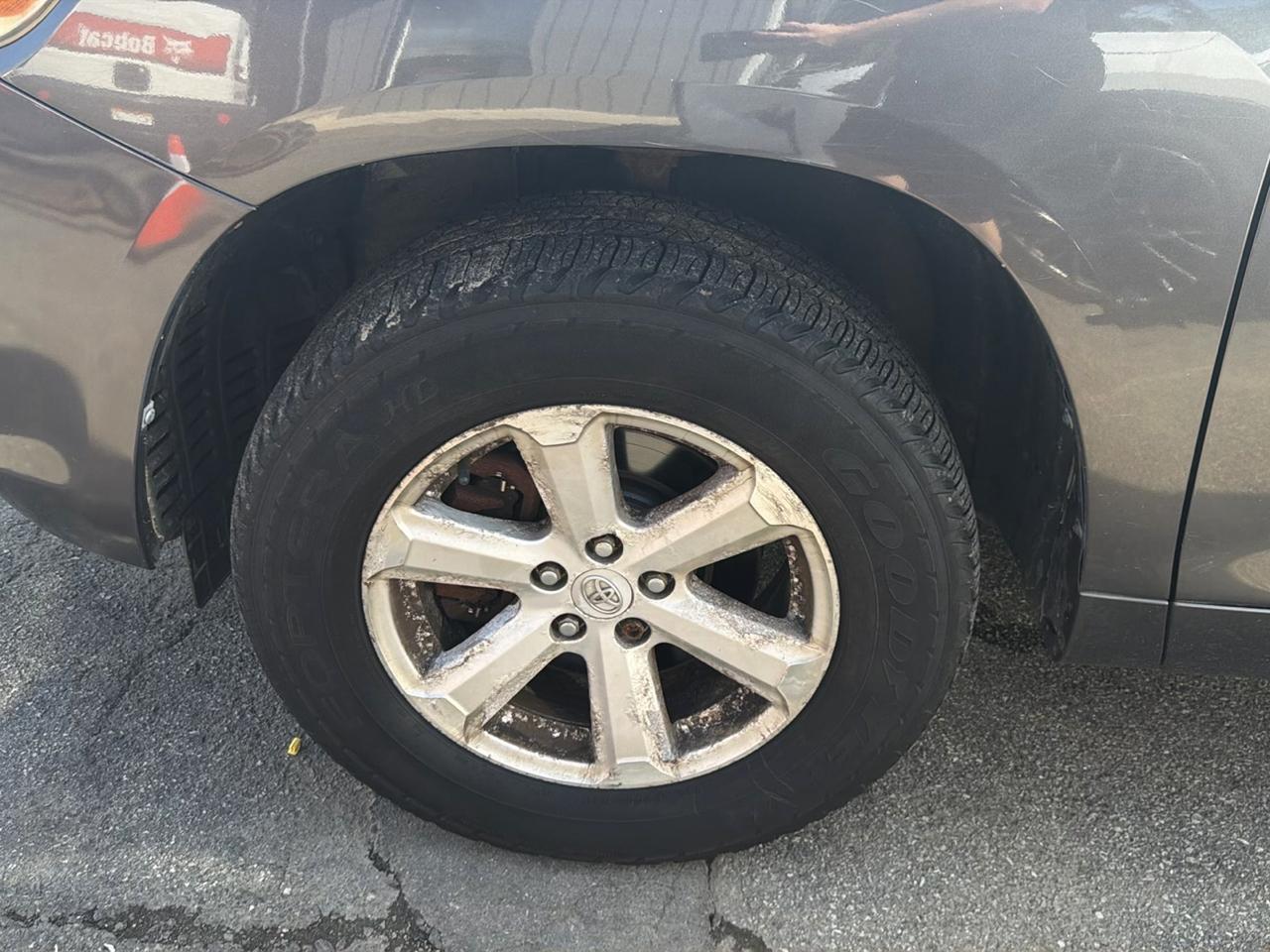 Toyota Highlander 4WD 4dr Base (Natl) 2008