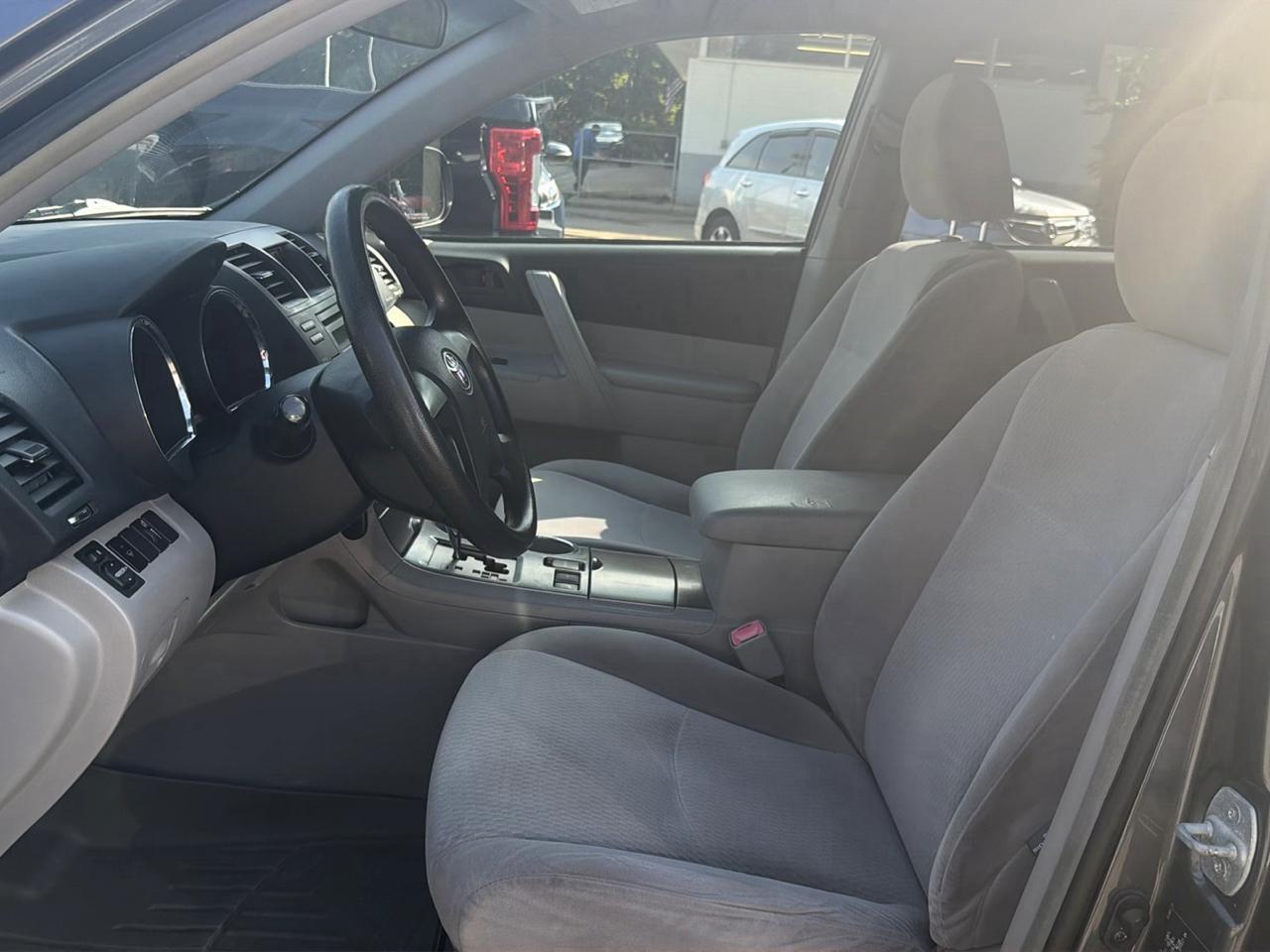 Toyota Highlander 4WD 4dr Base (Natl) 2008