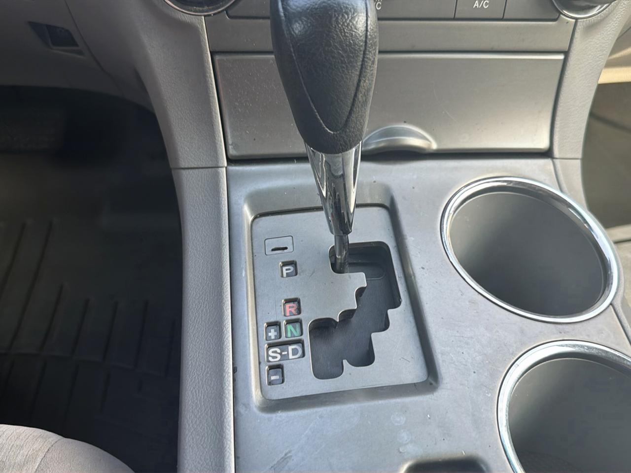 Toyota Highlander 4WD 4dr Base (Natl) 2008