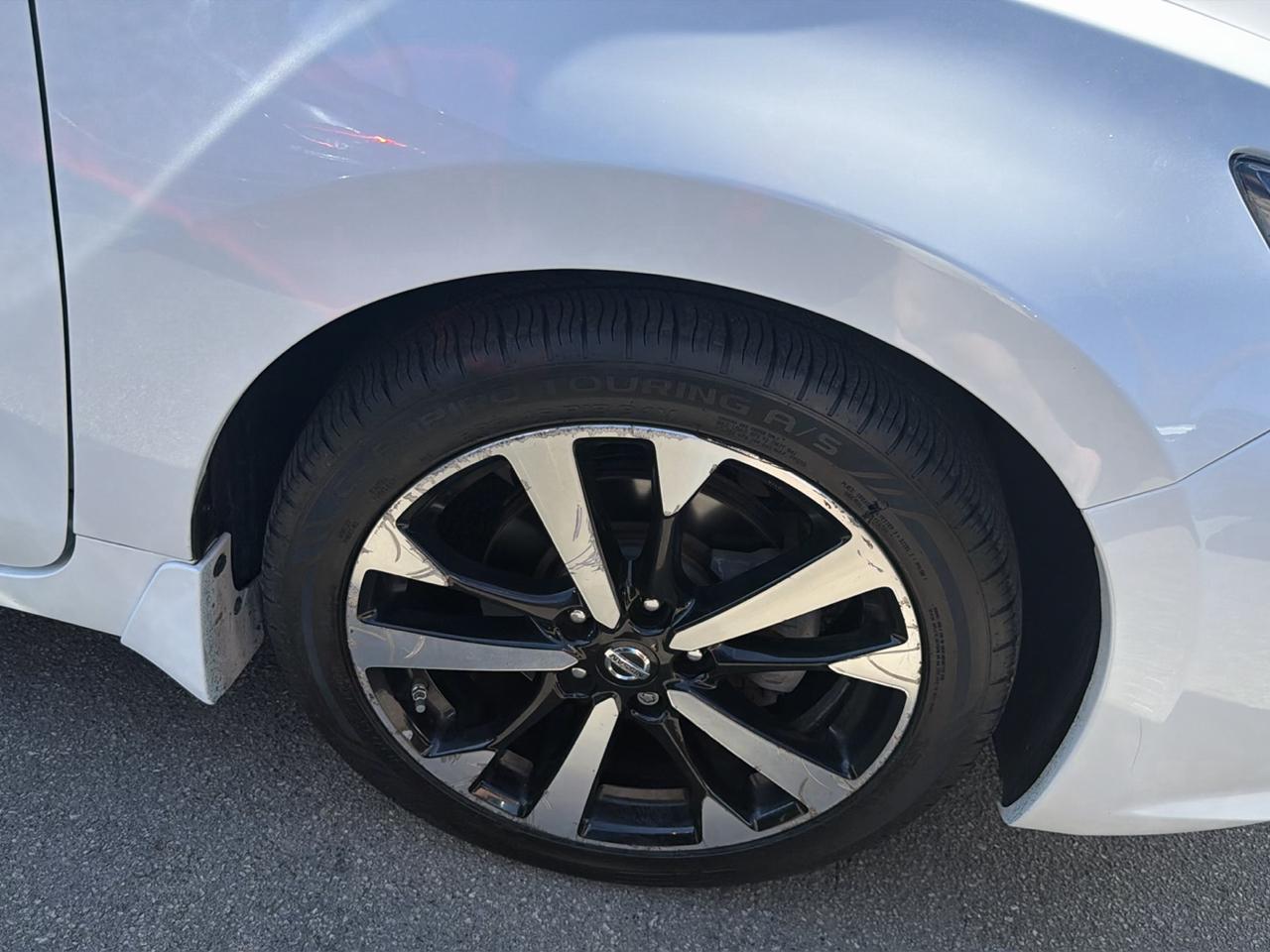 Nissan Altima 2.5 SR Sedan 2018