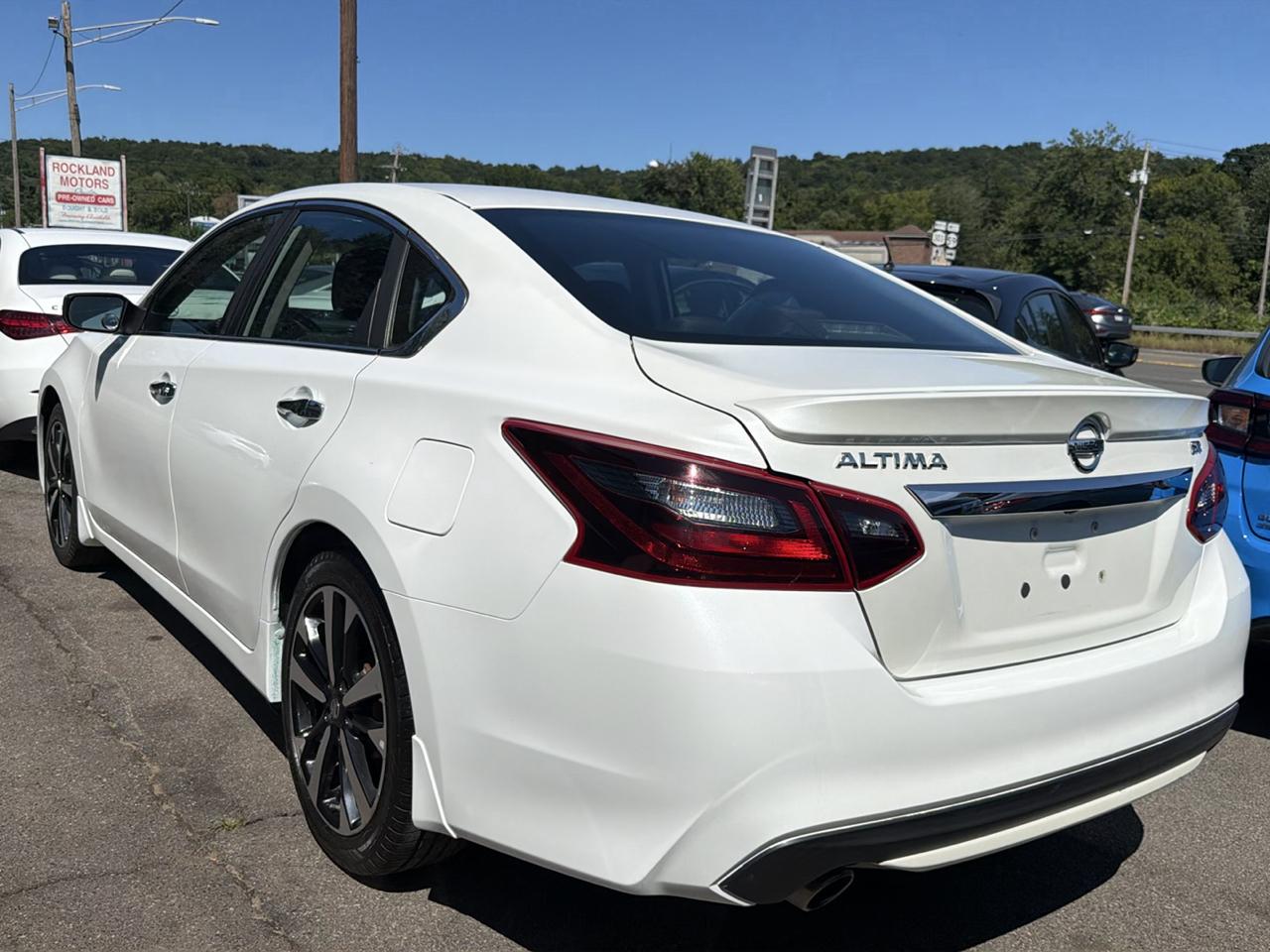 Nissan Altima 2.5 SR Sedan 2018