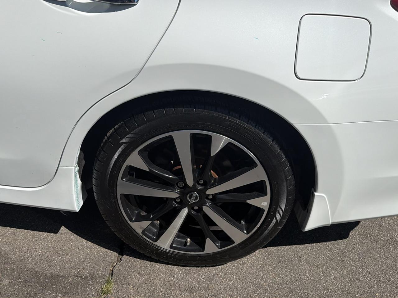 Nissan Altima 2.5 SR Sedan 2018