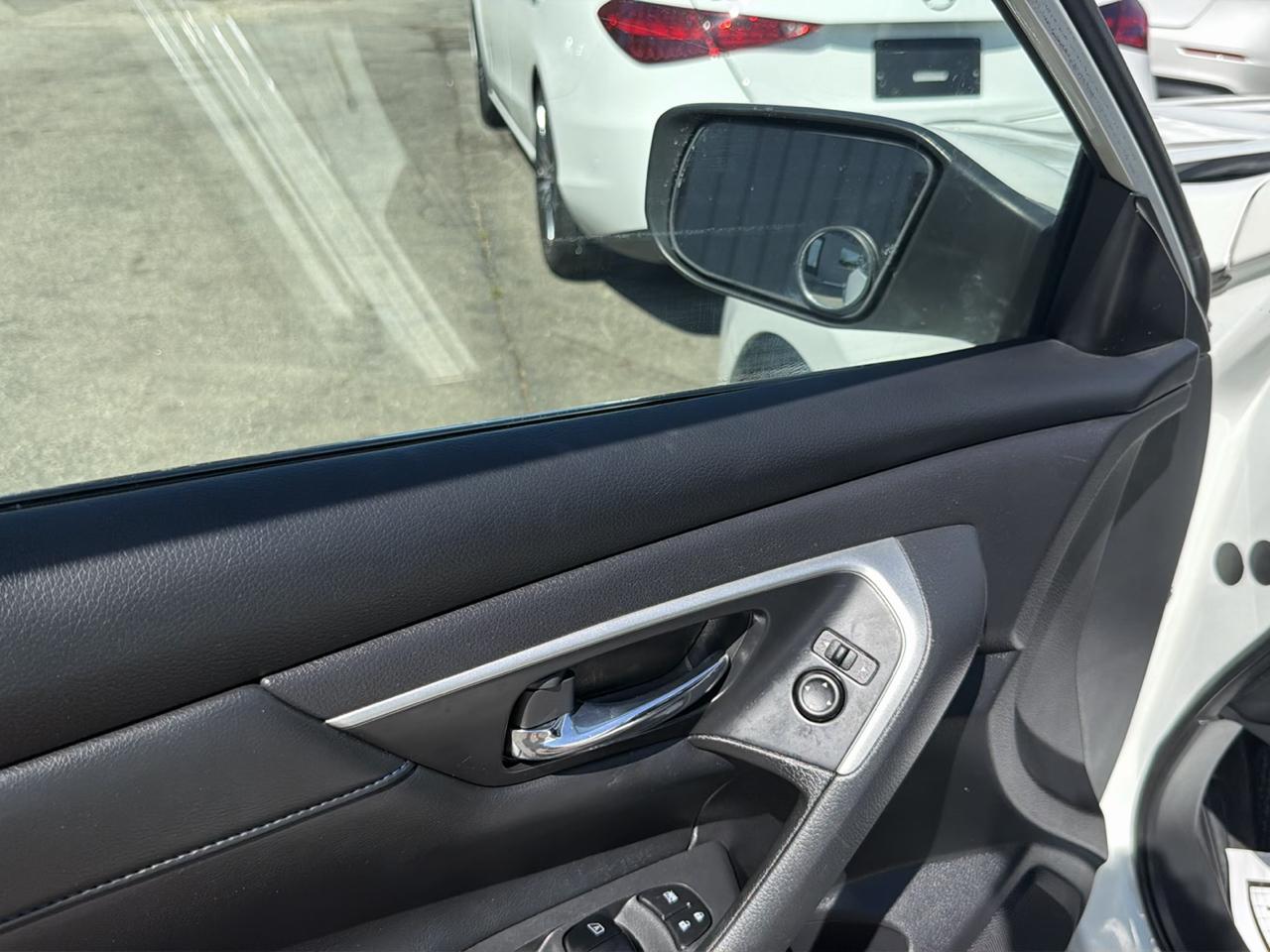 Nissan Altima 2.5 SR Sedan 2018