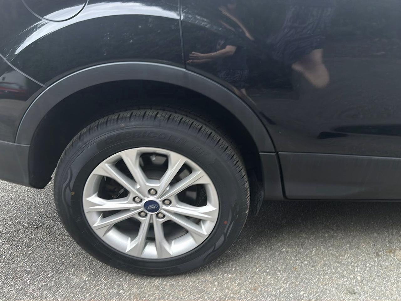 Ford Escape SEL 4WD 2018