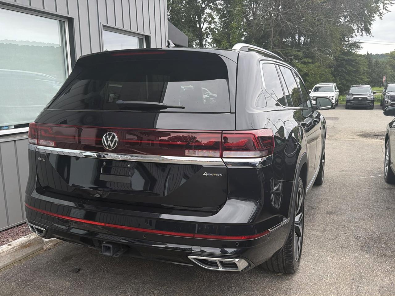 Volkswagen Atlas 2.0T SEL Premium R-Line 4MOTION 2024