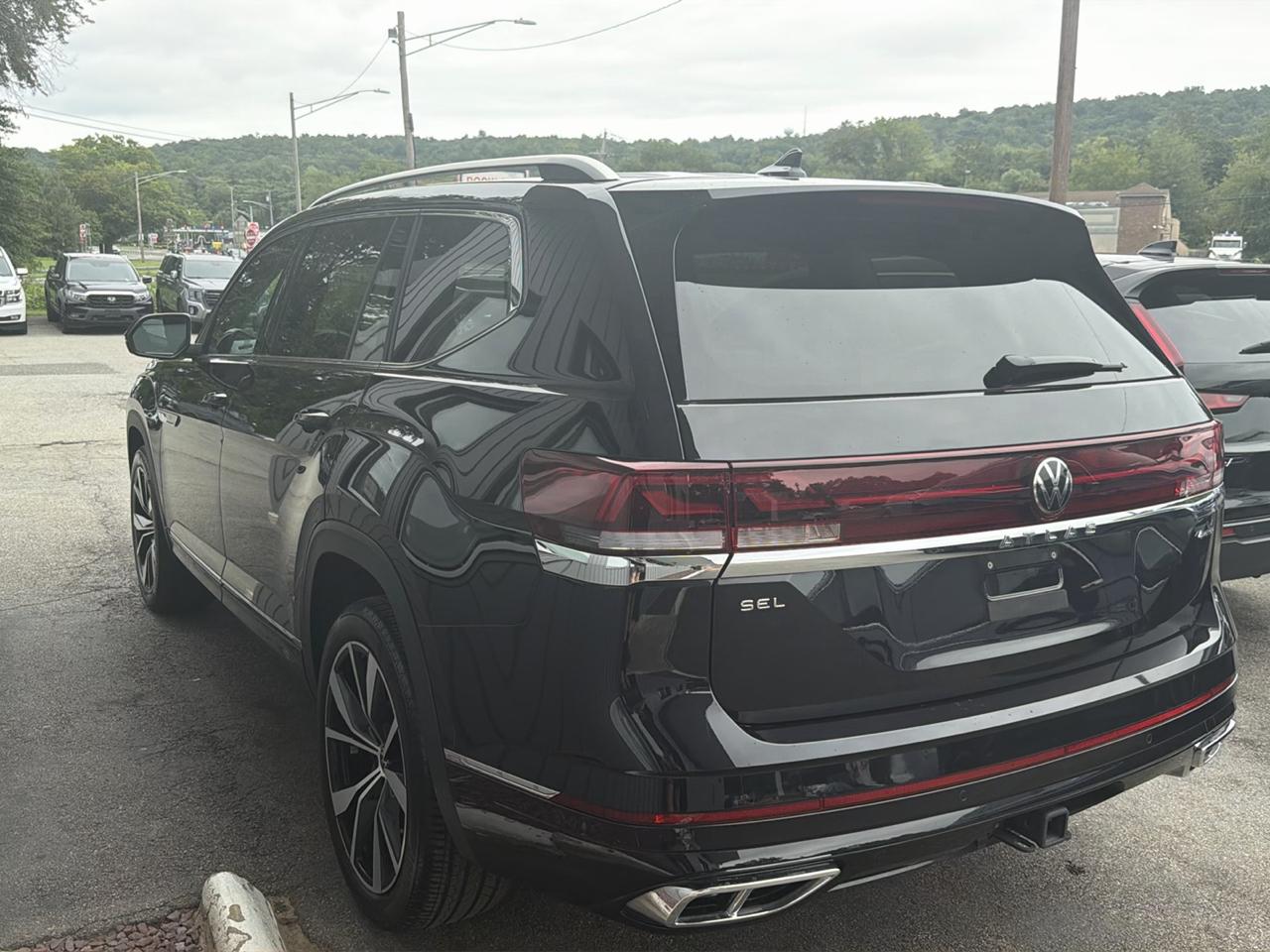 Volkswagen Atlas 2.0T SEL Premium R-Line 4MOTION 2024