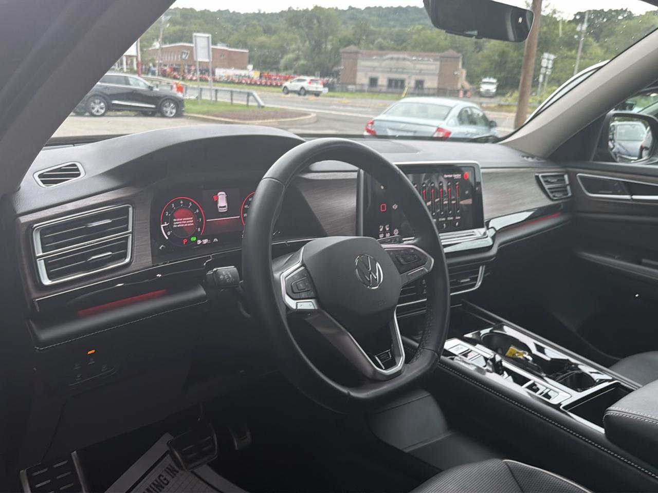 Volkswagen Atlas 2.0T SEL Premium R-Line 4MOTION 2024