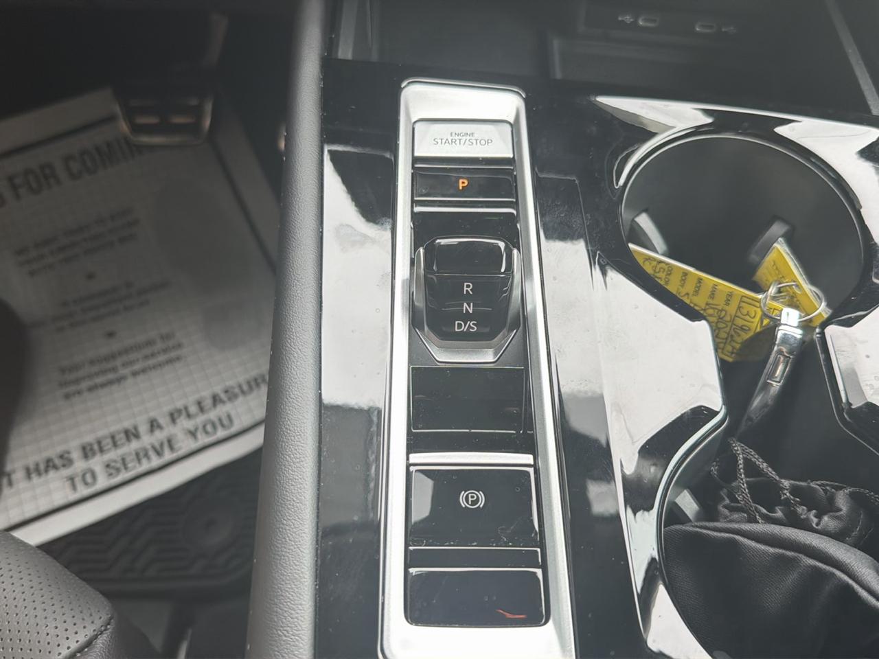Volkswagen Atlas 2.0T SEL Premium R-Line 4MOTION 2024