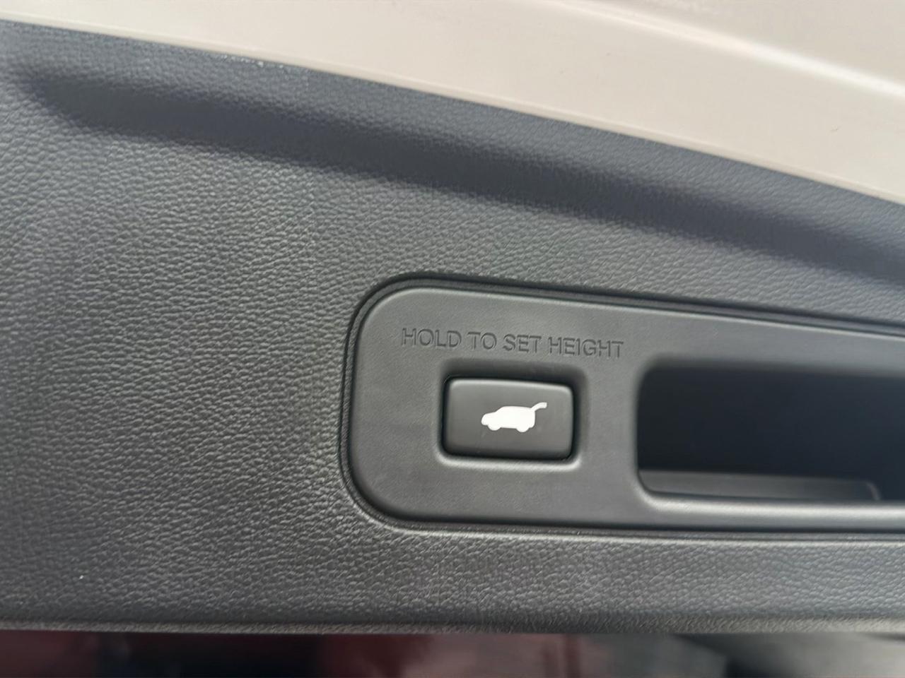 Acura MDX SH-AWD w/A-Spec Advance Package 2025