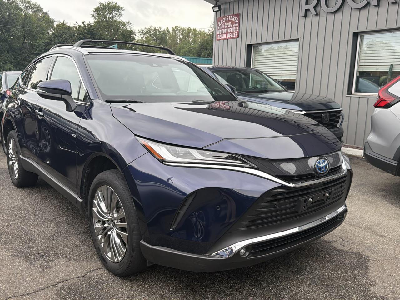 Toyota Venza XLE 2023