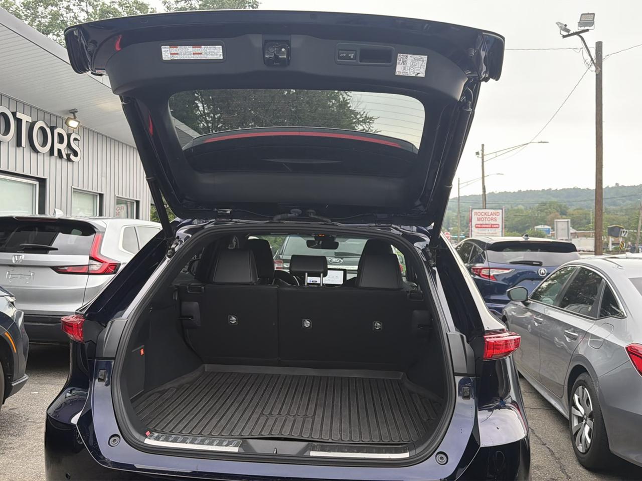 Toyota Venza XLE 2023
