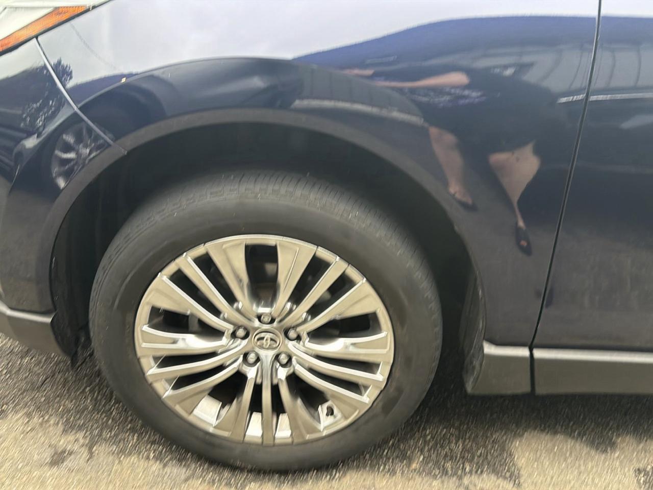 Toyota Venza XLE 2023
