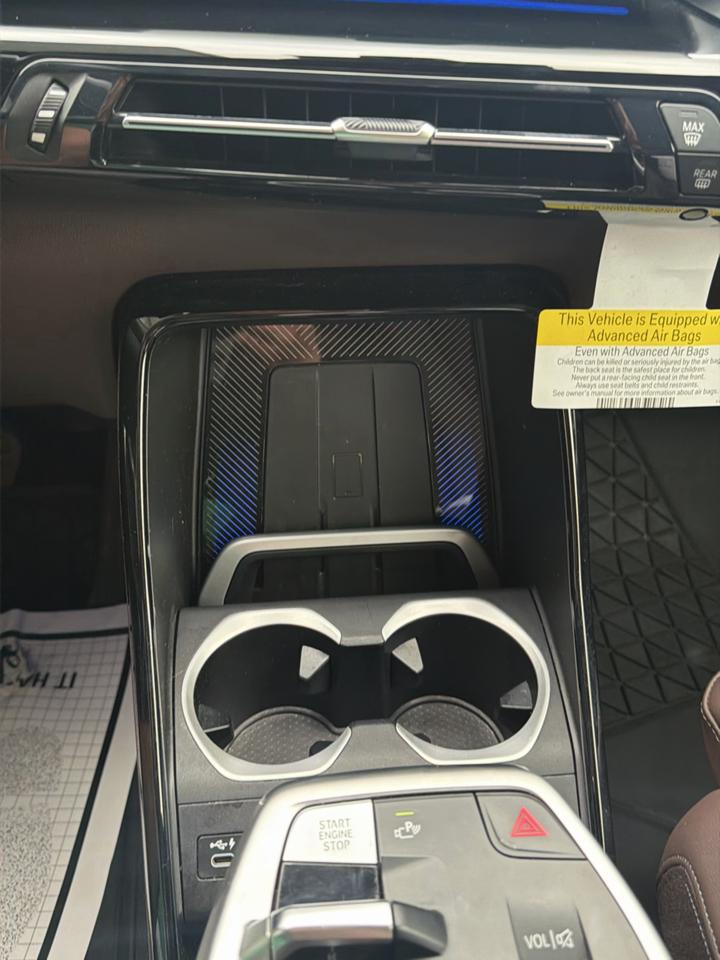 BMW X1 xDrive28i Sports Activity Vehicle 2023