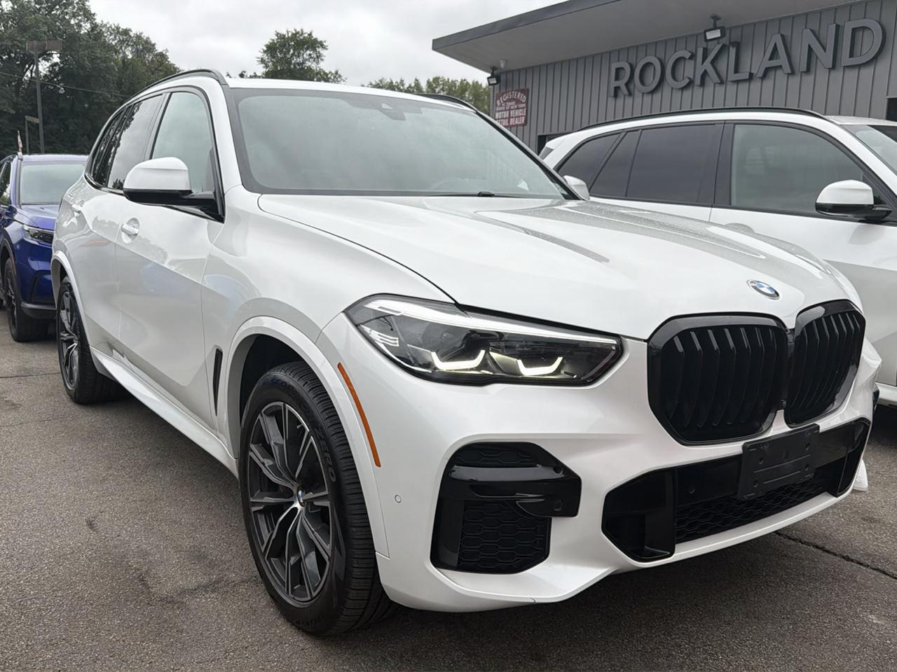 BMW X5 xDrive40i Sports Activity Vehicle 2023