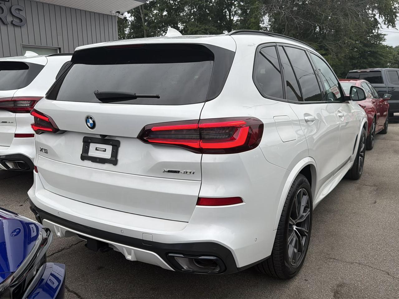 BMW X5 xDrive40i Sports Activity Vehicle 2023