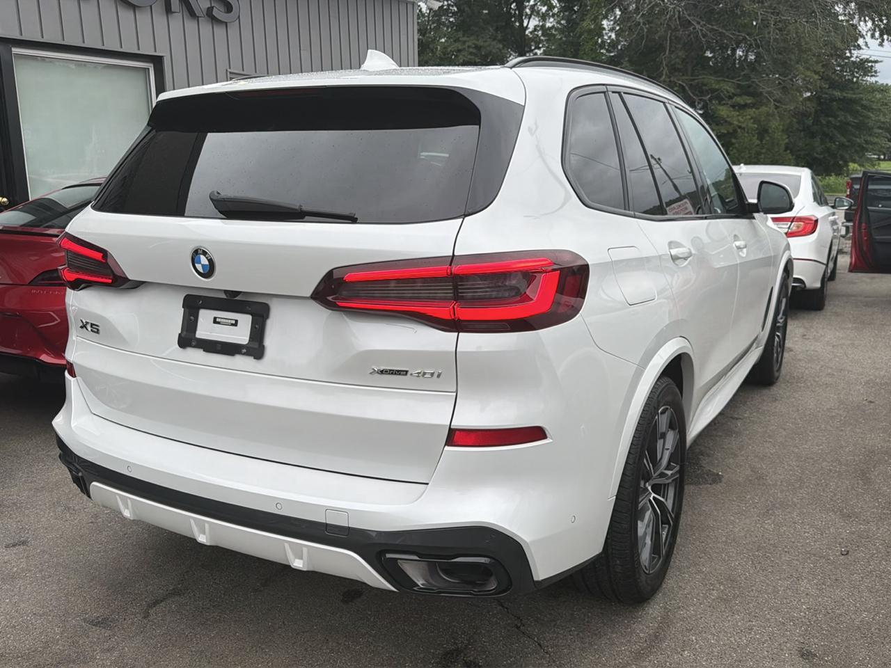 BMW X5 xDrive40i Sports Activity Vehicle 2023