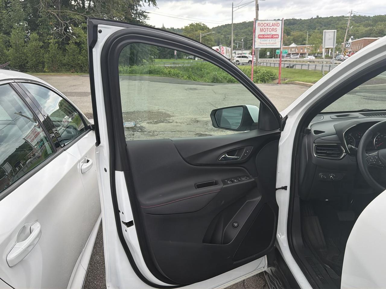 Chevrolet Equinox AWD 4dr RS 2023