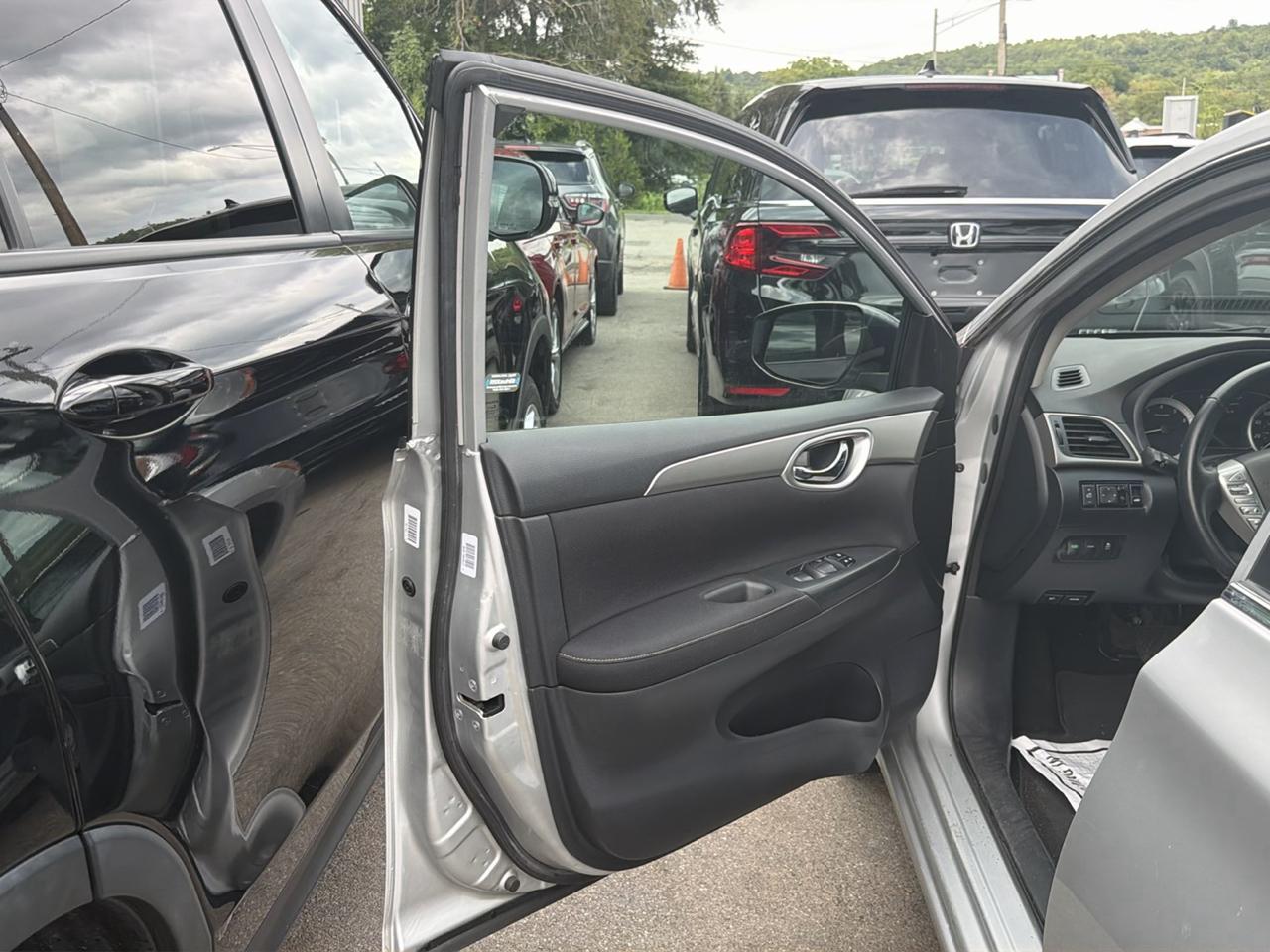 Nissan Sentra 4dr Sdn I4 CVT FE+ S 2015