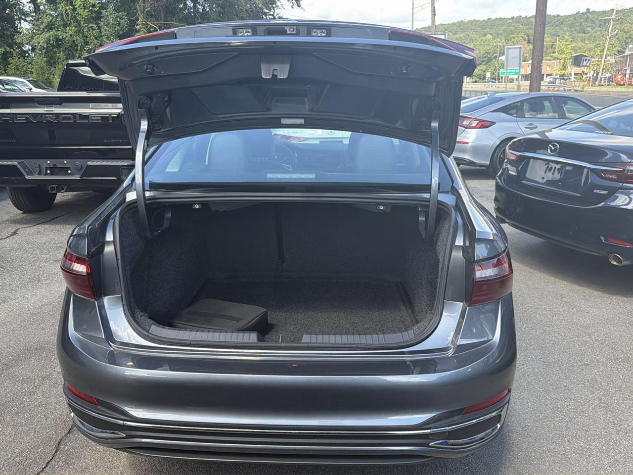 Volkswagen Jetta SEL Auto 2024