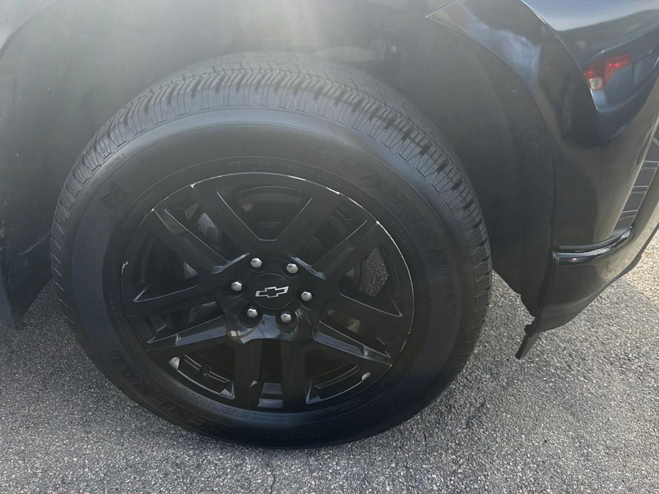 Chevrolet Silverado 1500 4WD Crew Cab 147" Custom 2021