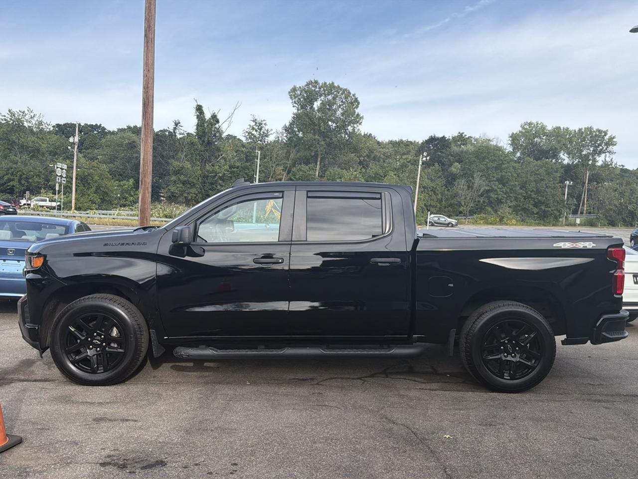 Chevrolet Silverado 1500 4WD Crew Cab 147" Custom 2021