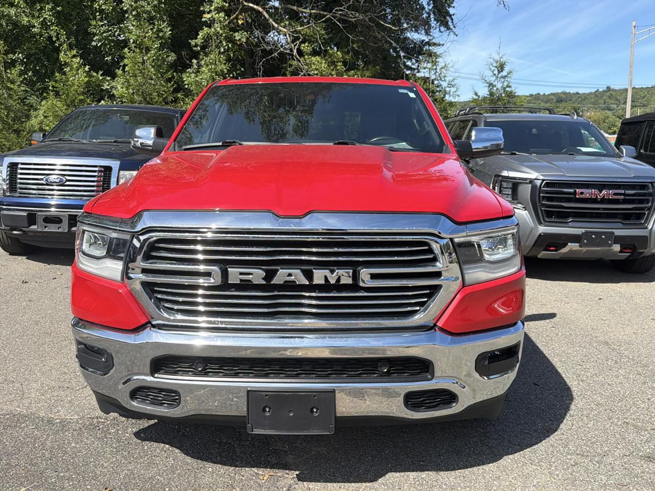 RAM 1500 Laramie 4x4 Crew Cab 6'4" Box 2023