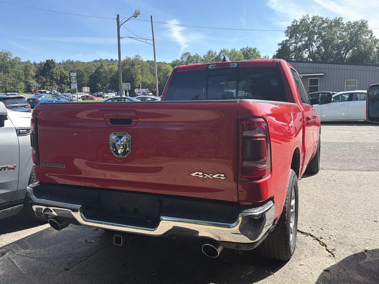RAM 1500 Laramie 4x4 Crew Cab 6'4" Box 2023