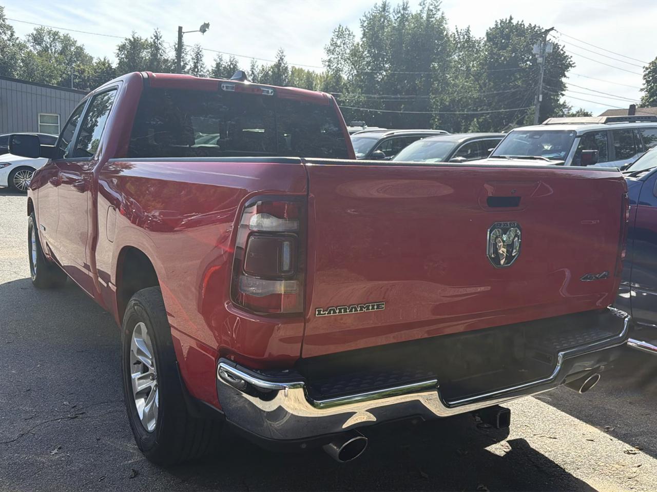 RAM 1500 Laramie 4x4 Crew Cab 6'4" Box 2023