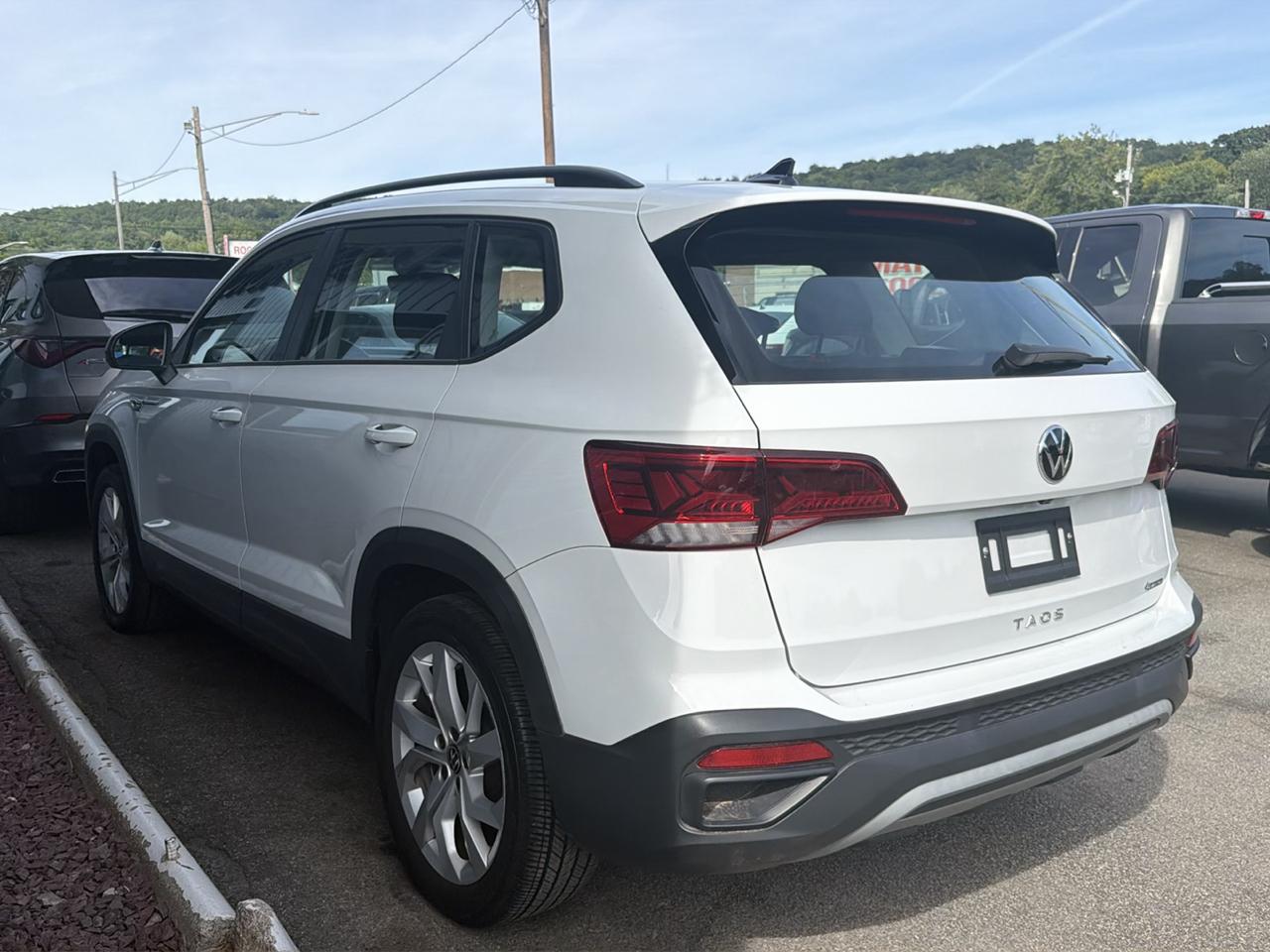Volkswagen Taos S 4MOTION *Ltd Avail* 2023
