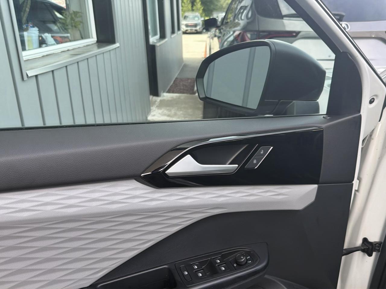 Volkswagen Taos S 4MOTION *Ltd Avail* 2023