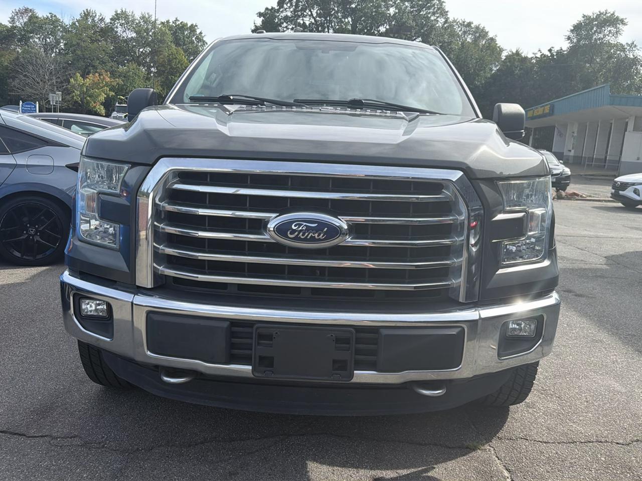 Ford F-150 4WD SuperCab 163" Lariat w/HD Payload Pkg 2015